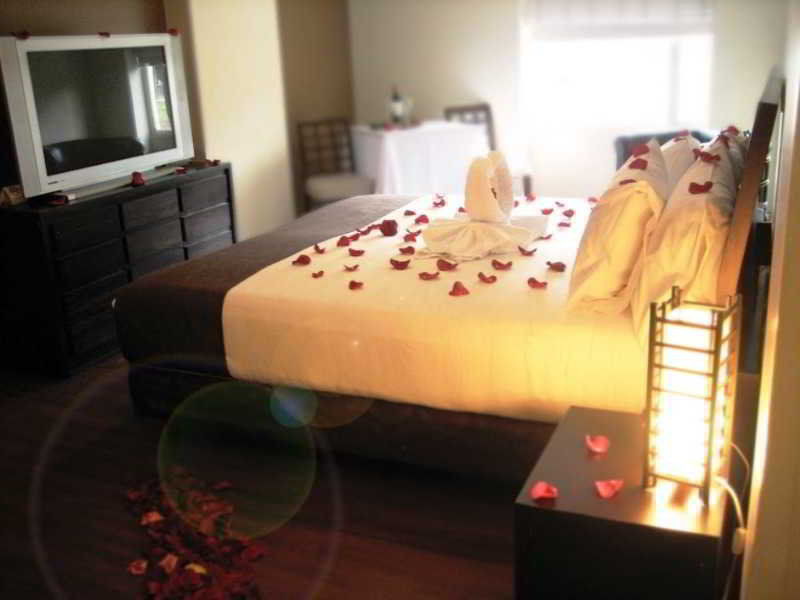 Hotel Santa Barbara Real Богота Экстерьер фото